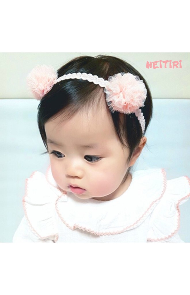 สายคาดผมแต่งปอมปอมผ้าตาข่าย จาก Angel Neitiri