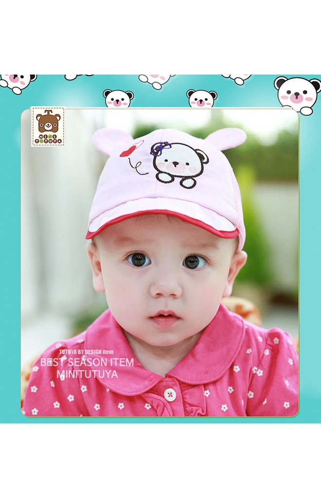 หมวกแก๊ปปักหมีน้อย ปีกหมวกและหูลายจุด จาก TUTUYA