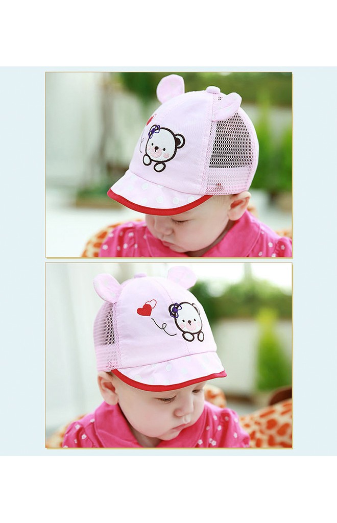 หมวกแก๊ปปักหมีน้อย ปีกหมวกและหูลายจุด จาก TUTUYA