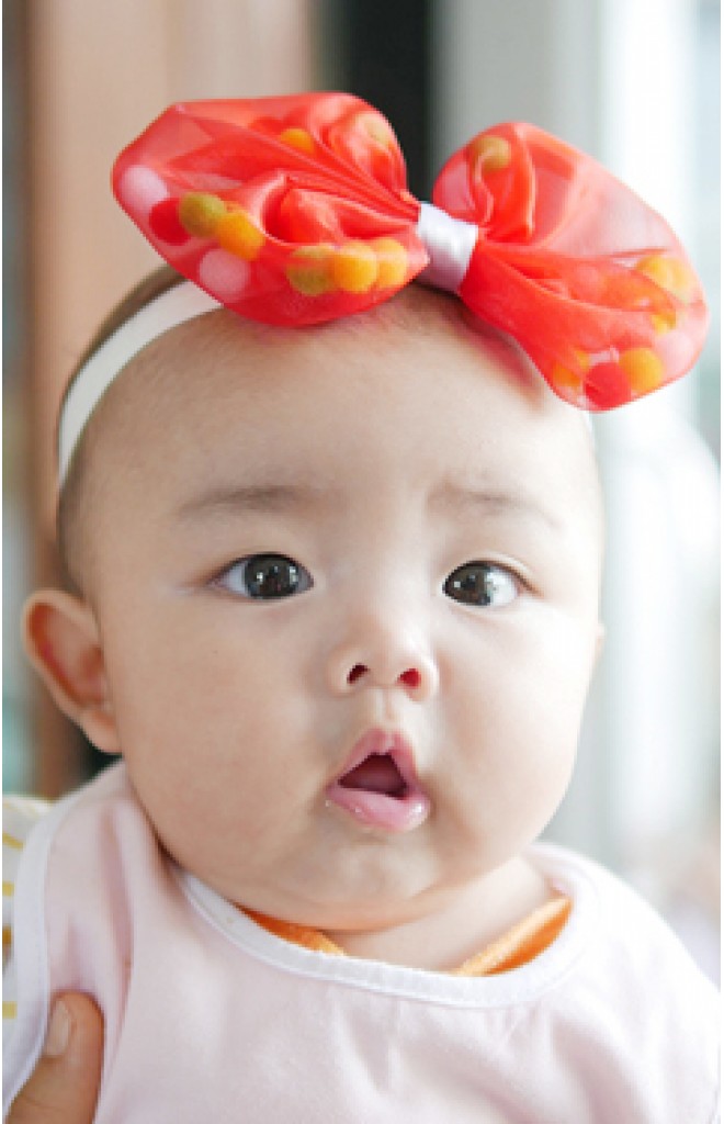 สายคาดผมโบว์ใหญ่ด้านในแต่งลูกบอลหลากสี สายยืดสีขาว สายคาดผมโบว์ใหญ่ด้านในแต่งลูกบอลหลากสี สายยืดสีขาว