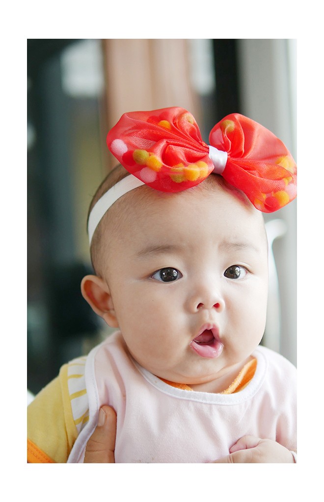สายคาดผมโบว์ใหญ่ด้านในแต่งลูกบอลหลากสี สายยืดสีขาว