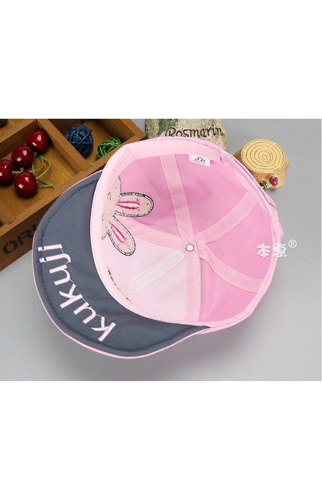 หมวกแก๊ปปักหน้ากระต่ายน้อย จาก KUKUJI