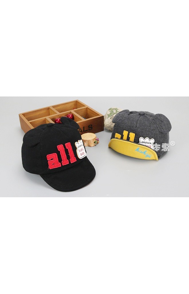 หมวกแก๊ปมีหูปัก all จาก KUKUJI