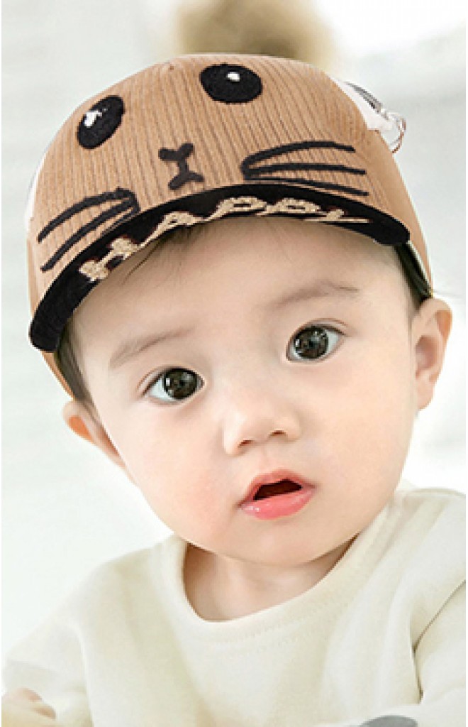 หมวกแก๊ปแมวผ้าลูกฟูก ใต้หมวกแต่งอักษร HAPPY จาก GZMM หมวกแก๊ปแมวผ้าลูกฟูก ใต้หมวกแต่งอักษร HAPPY จาก GZMM