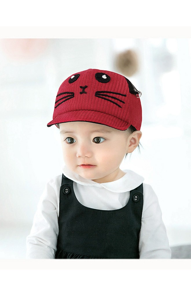 หมวกแก๊ปแมวผ้าลูกฟูก ใต้หมวกแต่งอักษร HAPPY จาก GZMM