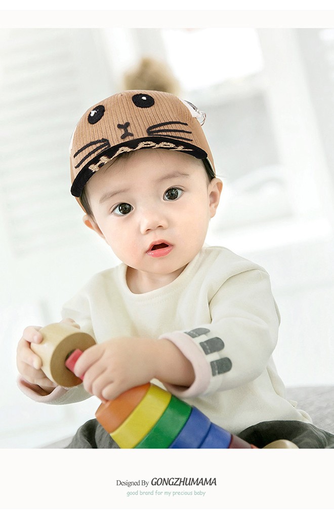 หมวกแก๊ปแมวผ้าลูกฟูก ใต้หมวกแต่งอักษร HAPPY จาก GZMM