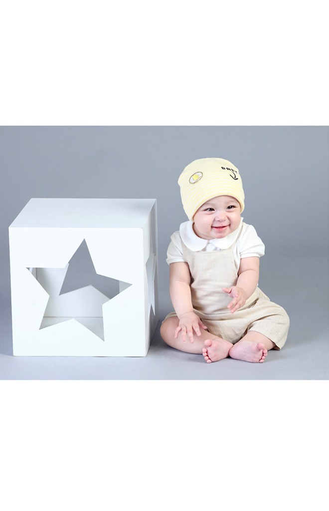 หมวกเด็กบีนนี่ลายขวางแต่งลูกเจี๊ยบ สกรีนอักษร BABY จาก GZMM