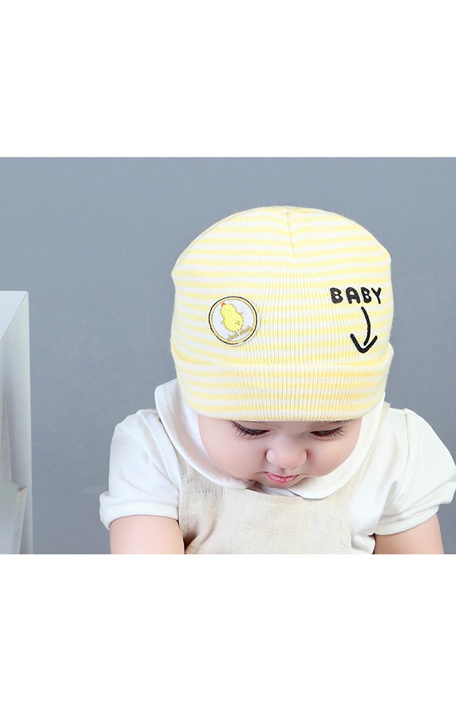 หมวกเด็กบีนนี่ลายขวางแต่งลูกเจี๊ยบ สกรีนอักษร BABY จาก GZMM