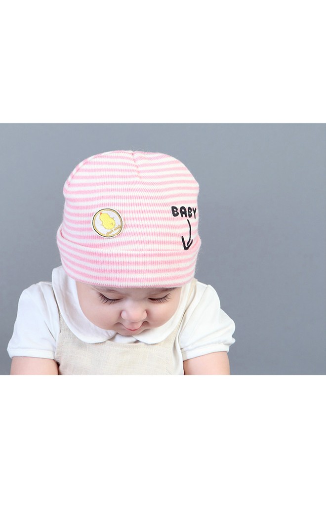 หมวกเด็กบีนนี่ลายขวางแต่งลูกเจี๊ยบ สกรีนอักษร BABY จาก GZMM