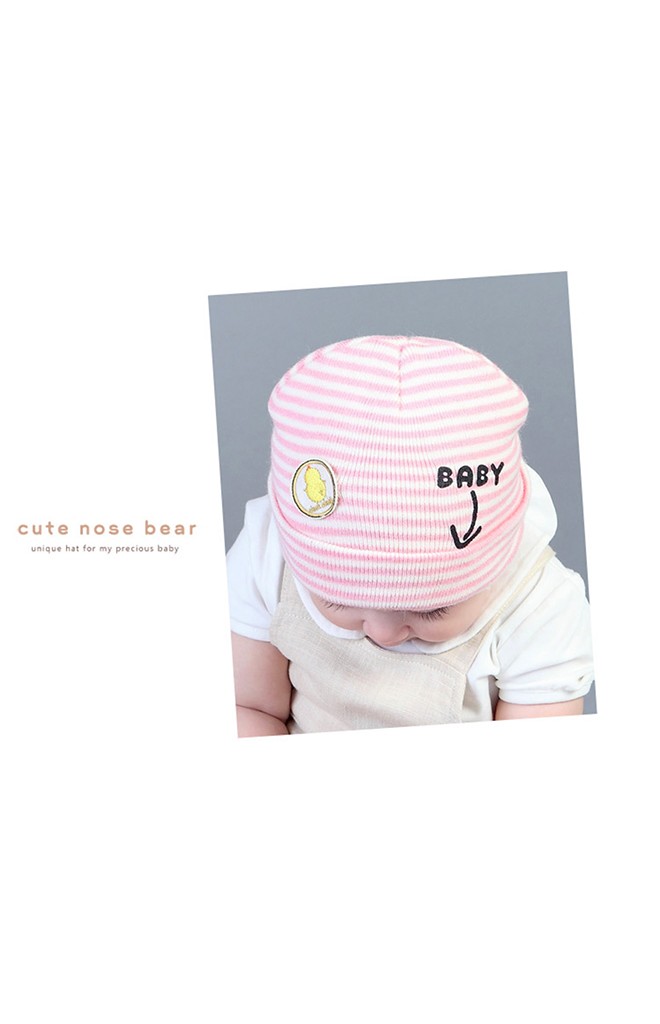 หมวกเด็กบีนนี่ลายขวางแต่งลูกเจี๊ยบ สกรีนอักษร BABY จาก GZMM