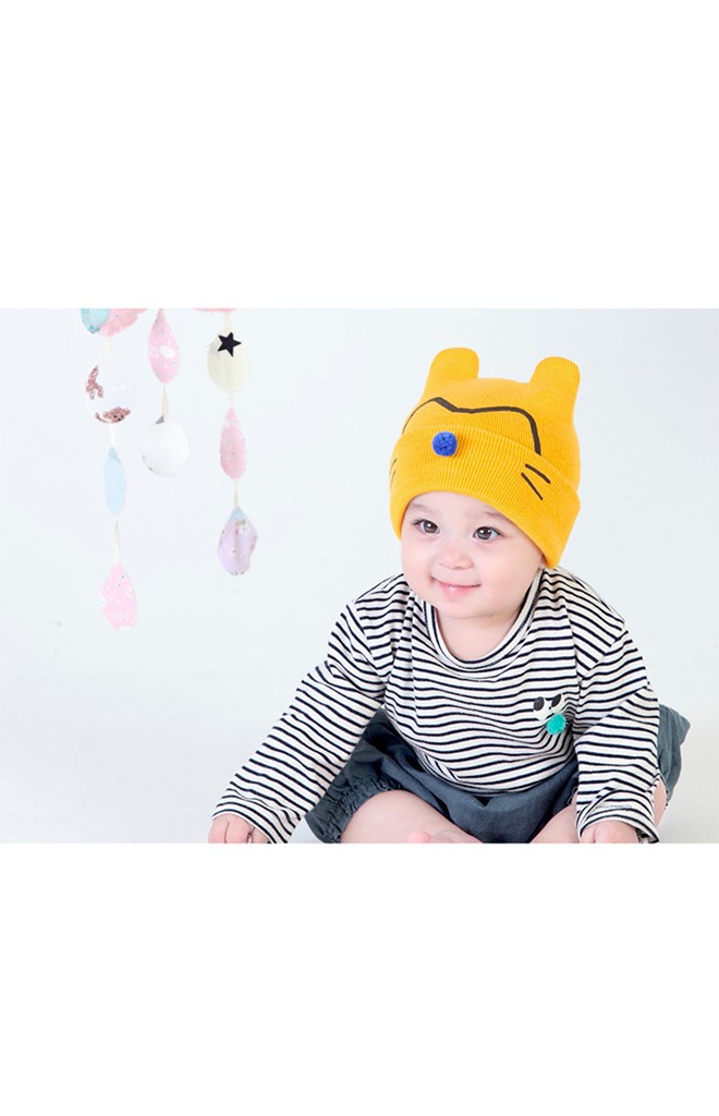 หมวกไหมพรมหน้าแมวน้อยแต่งจมูกกลม DANDY BEBE