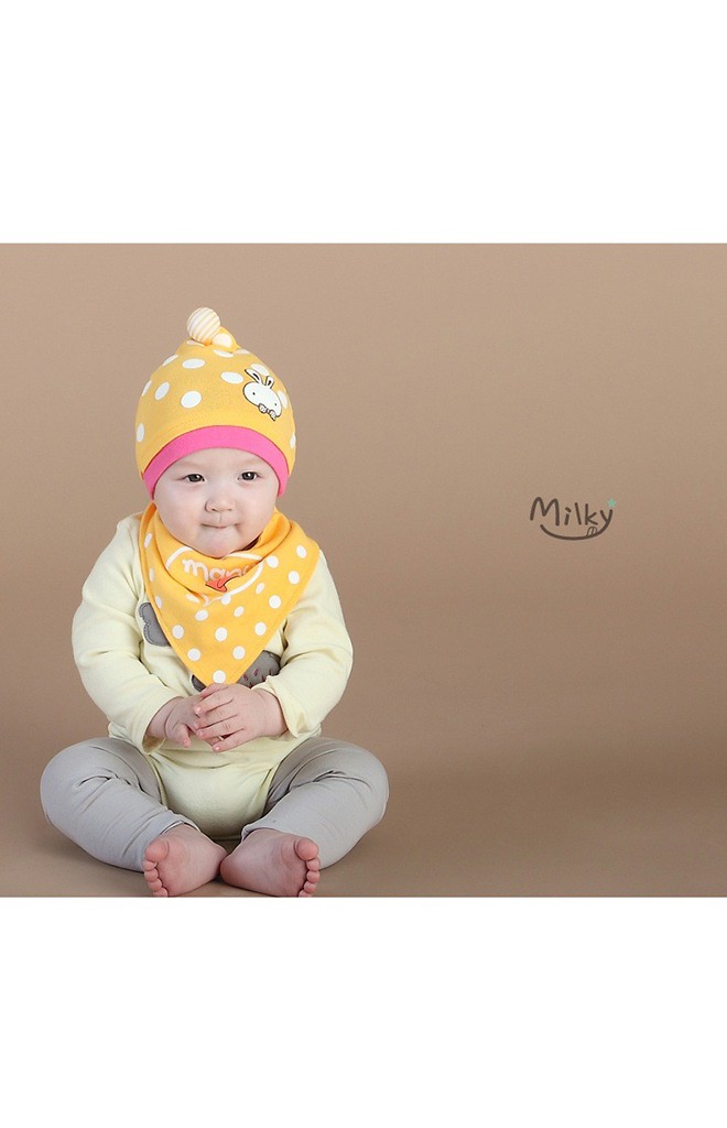 เซ็ตหมวกลายจุดสกรีนรูปกระต่ายน้อยและแครอท จาก MILKY FRIENDS