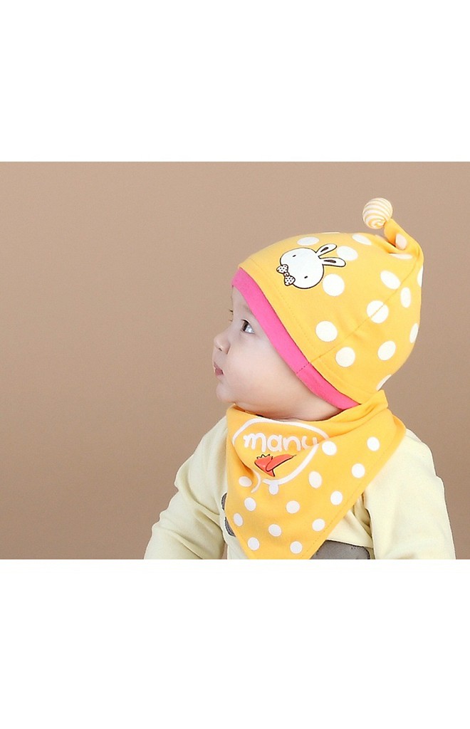 เซ็ตหมวกลายจุดสกรีนรูปกระต่ายน้อยและแครอท จาก MILKY FRIENDS