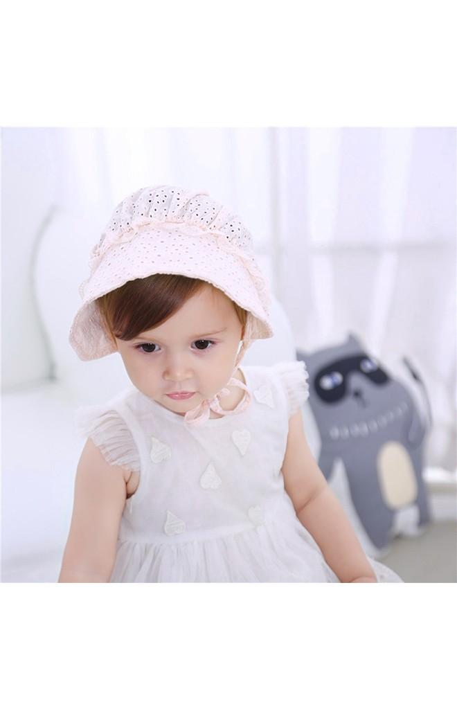 หมวกบอนเนตลูกไม้หวานปีกด้านหน้า