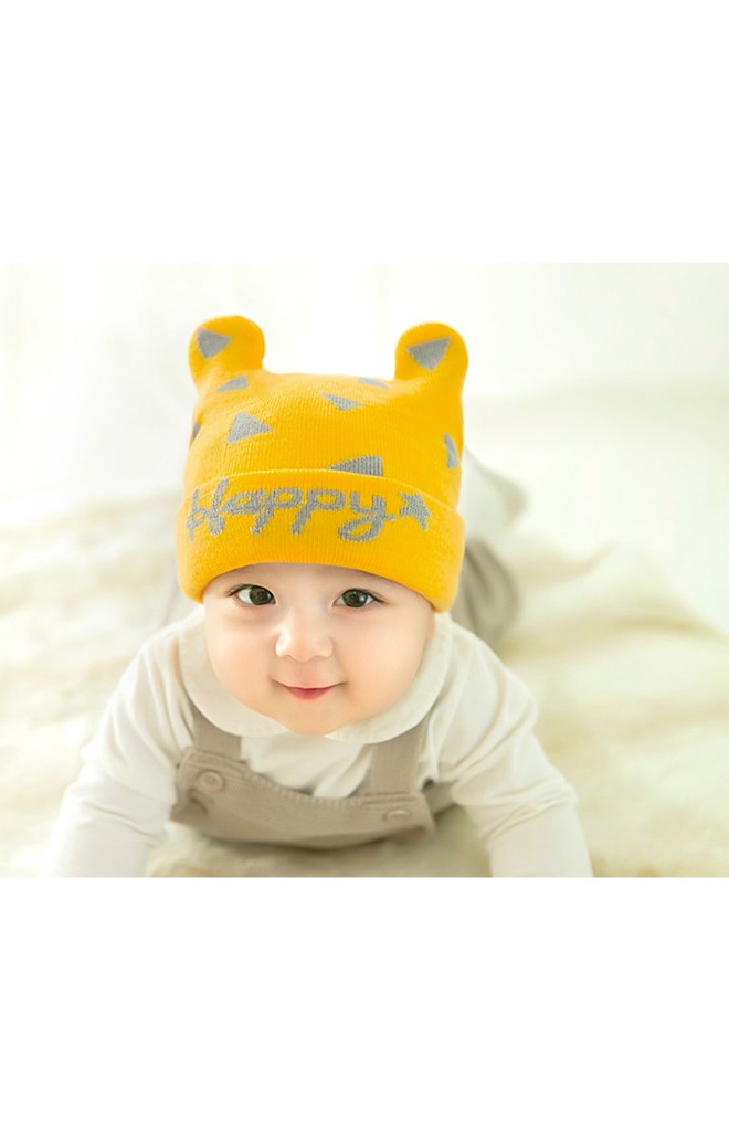 หมวกบีนนี่หูกระต่ายลายสามเหลี่ยมอักษร Happy จาก GZMM