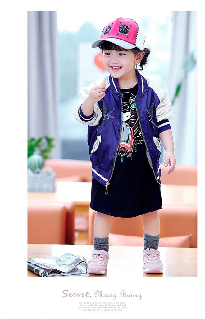 หมวกแก๊ปเด็กปักกุหลาบดำ จาก GZMM