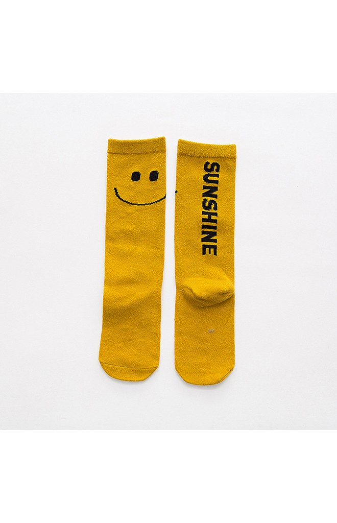 ถุงเท้าเด็กแบบยาวลายไอค่อนยิ้มอักษร SUNSHINE
