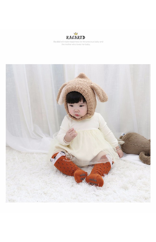 ถุงเท้าเด็กลายหน้าจิ้งจอกแบบข้อยาว มีกันลื่น Kacakid