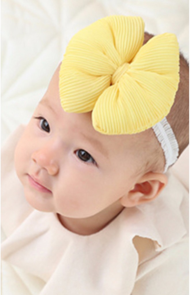 สายคาดผมโบว์นูนผ้าพลีท จาก Angel Neitiri สายคาดผมโบว์นูนผ้าพลีท จาก Angel Neitiri