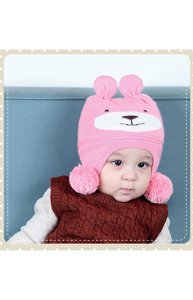 หมวกไหมพรมหน้าหมีน้อยด้านข้างแต่งปอมปอม BEINABEAR