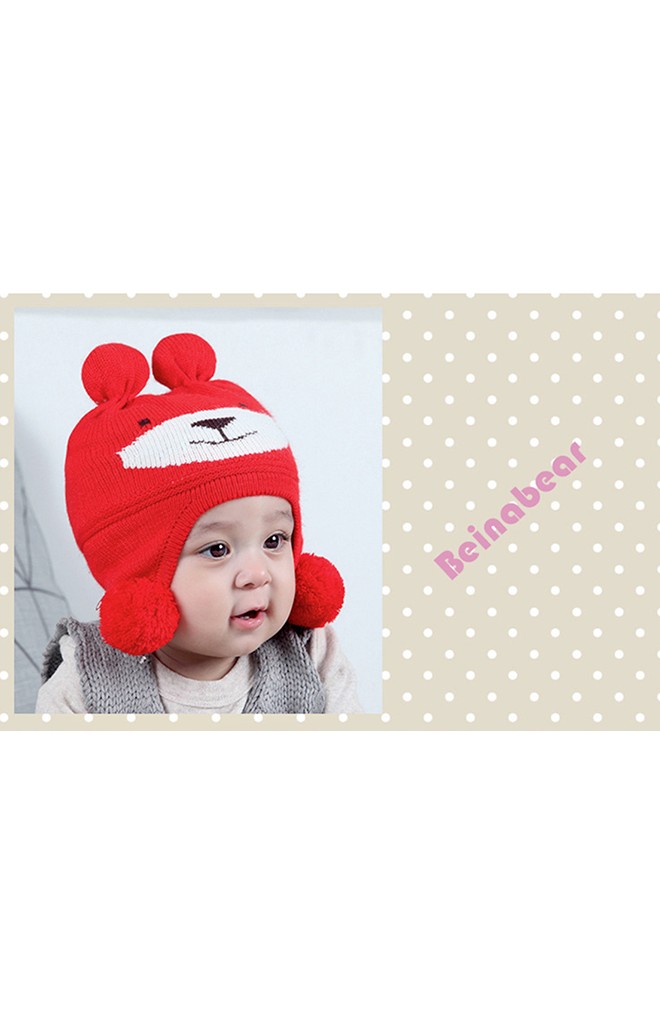 หมวกไหมพรมหน้าหมีน้อยด้านข้างแต่งปอมปอม BEINABEAR