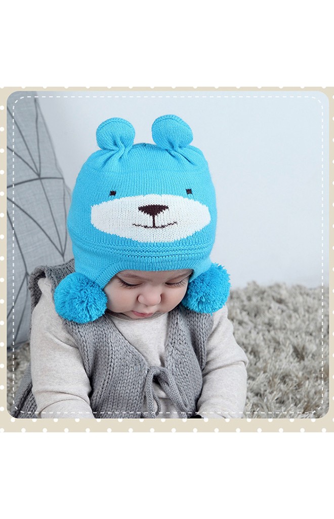 หมวกไหมพรมหน้าหมีน้อยด้านข้างแต่งปอมปอม BEINABEAR