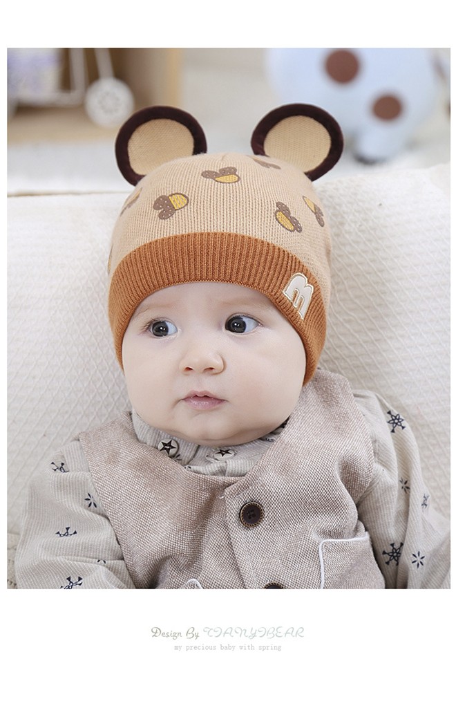 หมวกไหมพรมลายมิกกี้แต่งหูน่ารักๆ แต่งอักษร M