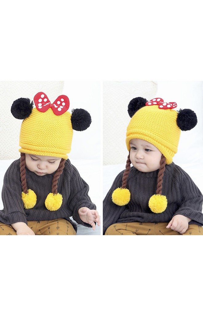 หมวกไหมพรมเปียแต่งโบว์แดงลายจุด TAINYIBEAR