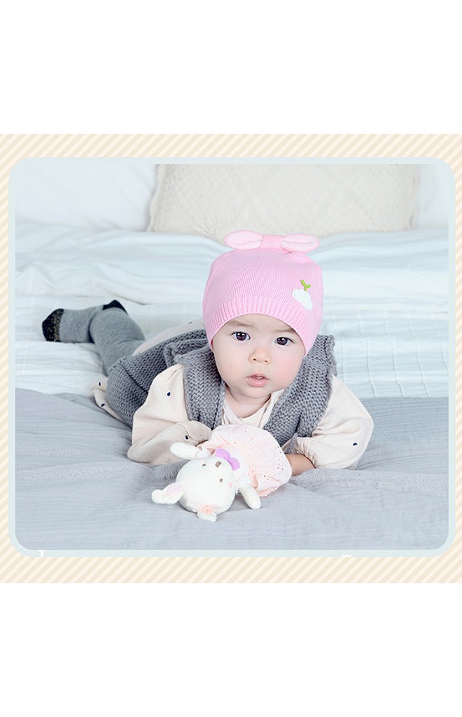 หมวกบีนนี่ด้านบนแต่งโบว์น่ารัก