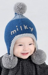 หมวกไหมพรม milky แต่งปอมปอม