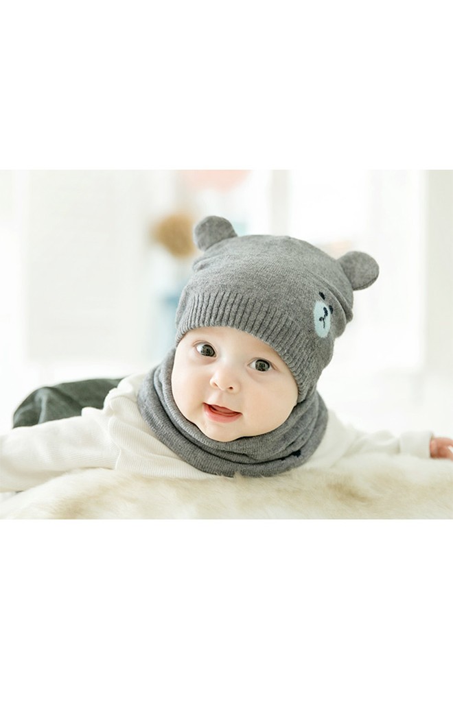 เซ็ตหมวกบีนนี่หมีน้อยแต่งหูน่ารักมาพร้อมผ้าสวมคอ GZMM
