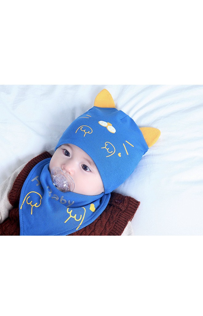 เซ็ตหมวกแมวน้อยพร้อมผ้ากันเปื้อนสามเหลี่ยม Hi! Baby