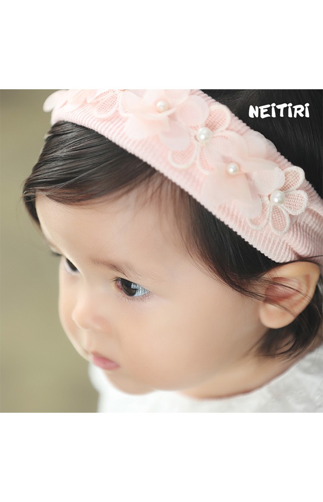 ผ้าคาดผมแต่งดอกไม้ลูกไม้และชีฟองแต่งมุก Angel Neitiri