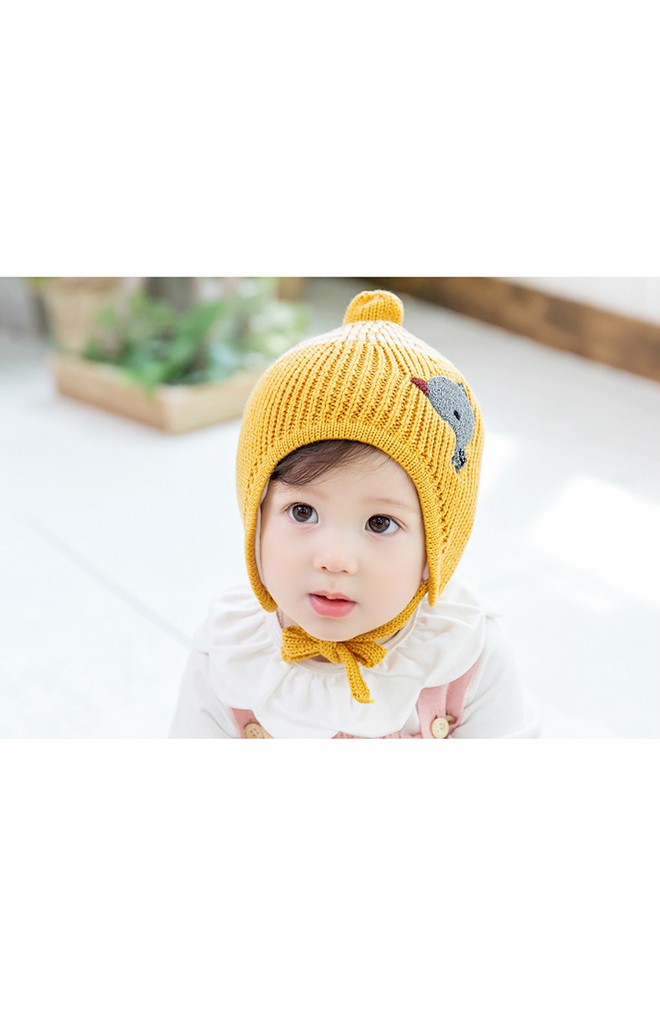 หมวกไหมพรมยอดแหลมแต่งลูกเจี๊ยบหัวโตน่ารัก TUTUYA