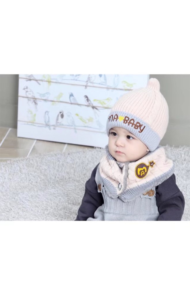 เซ็ตหมวกไหมพรมยอดแหลมปัก MA love BABY