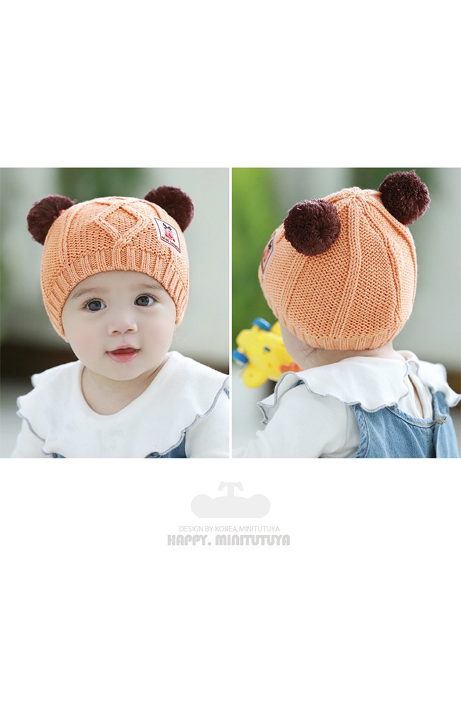 หมวกไหมพรมสีส้มแต่งหูปอมด้านบน ด้านหน้าแต่งรูปกวาง TUTUYA