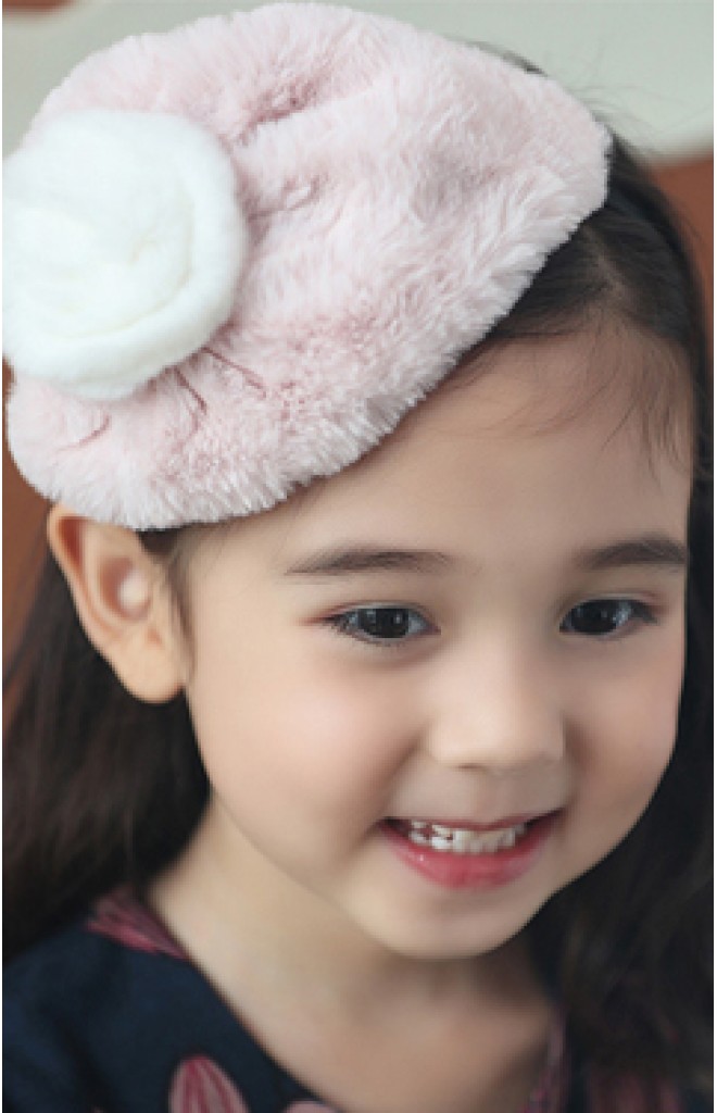 ที่คาดผมแต่งหมวก ดีไซน์สวยหรู จาก Angel Neitiri ที่คาดผมแต่งหมวก ดีไซน์สวยหรู จาก Angel Neitiri