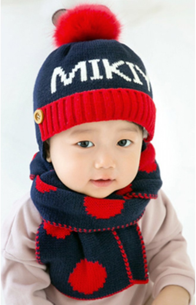 เซ็ตหมวกไหมพรมปักอักษร MIKIY และรูปมิกกี้ มาพร้อมผ้าพันคอ GZMM เซ็ตหมวกไหมพรมปักอักษร MIKIY และรูปมิกกี้ มาพร้อมผ้าพันคอ GZMM