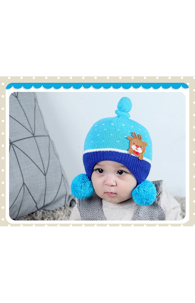 หมวกไหมพรมแต่งกวางเรนเดียร์ จาก BEINABEAR