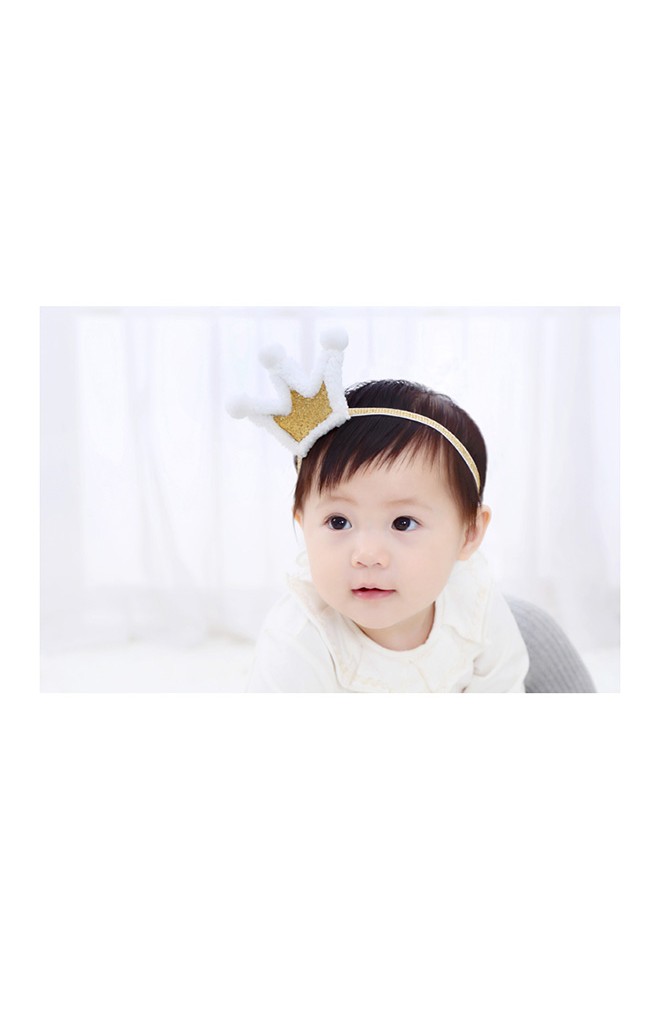 สายคาดผมมงกุฎปลายแต่งปอมปอมขาว