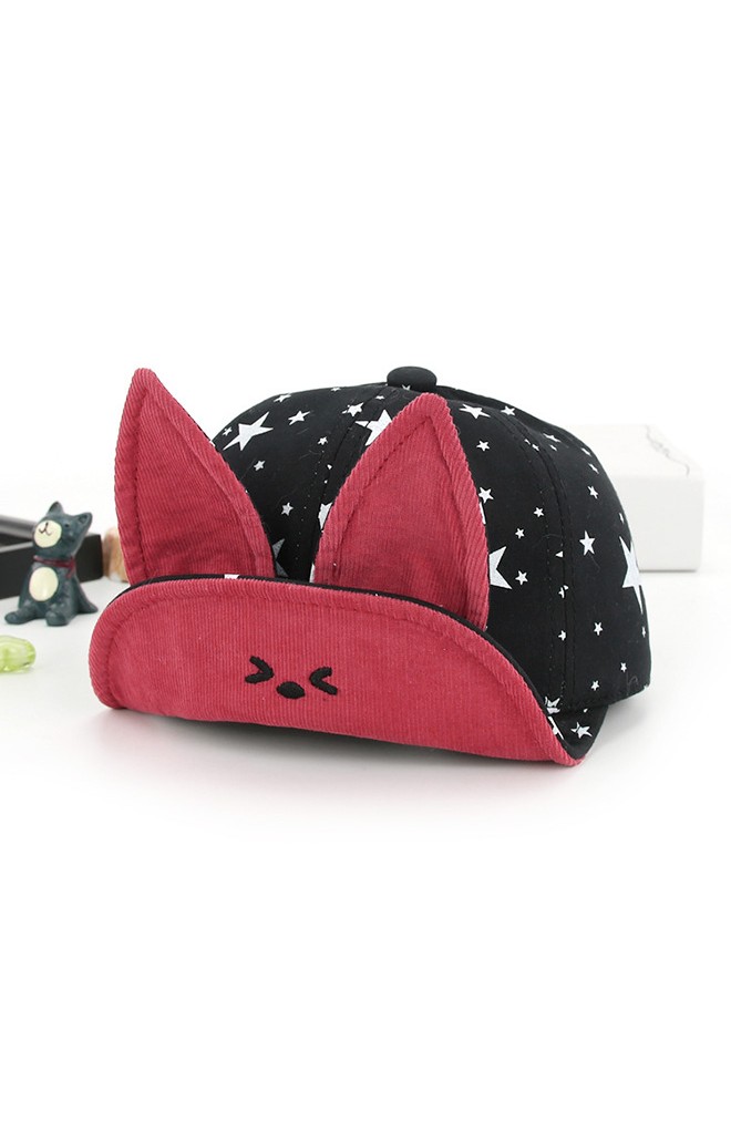 หมวกแก๊ปหูกระต่ายลายดาว จาก KUKUJI
