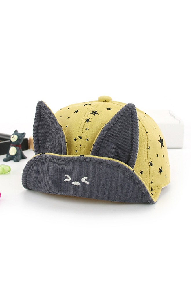 หมวกแก๊ปหูกระต่ายลายดาว จาก KUKUJI