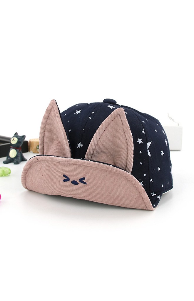 หมวกแก๊ปหูกระต่ายลายดาว จาก KUKUJI