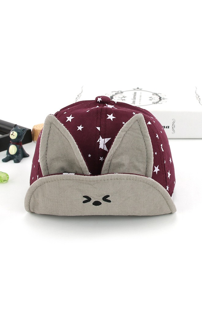 หมวกแก๊ปหูกระต่ายลายดาว จาก KUKUJI