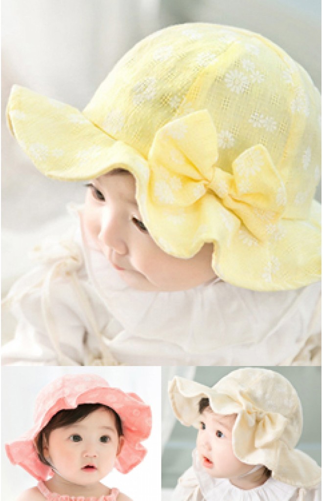 หมวกสาวน้อยลายดอกซี่ แต่งโบว์น่ารัก หมวกสาวน้อยลายดอกซี่ แต่งโบว์น่ารัก