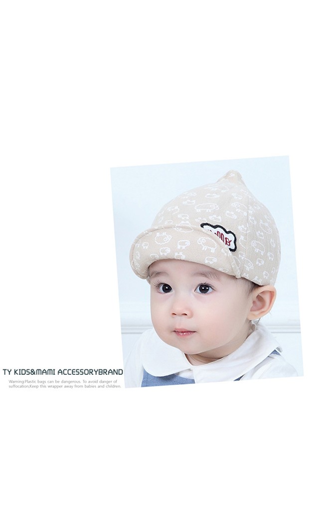 หมวกแก๊ปยอดแหลมลายแกะ ปัก Hello จาก TIANYIBEAR