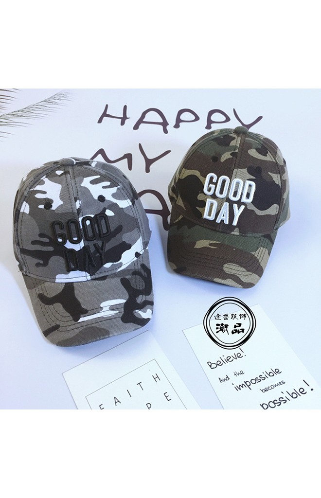 หมวกแก๊ปลายพราง ปักอักษร GOOD DAY