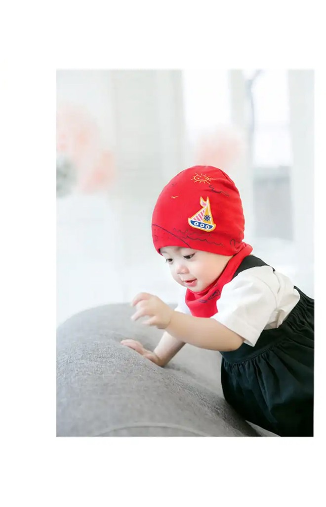 เซ็ตหมวกเด็กลายท้องทะเลแต่งรูปเรือใบมาพร้อมผ้ากันเปื้อน GZMM