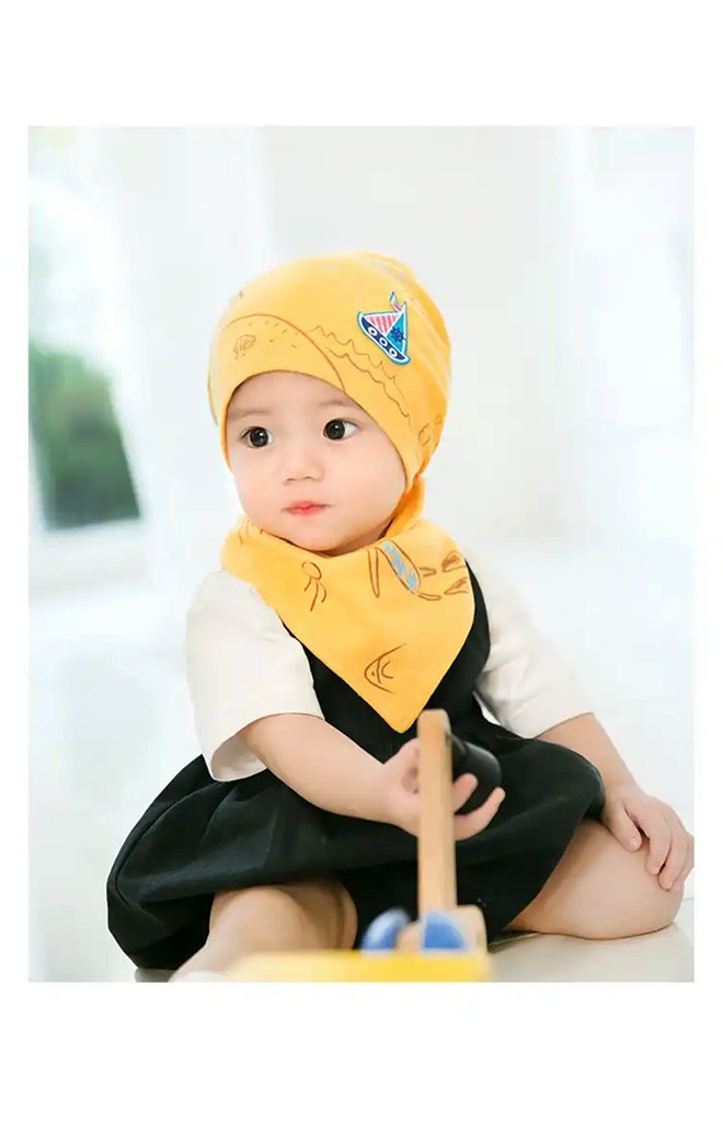 เซ็ตหมวกเด็กลายท้องทะเลแต่งรูปเรือใบมาพร้อมผ้ากันเปื้อน GZMM