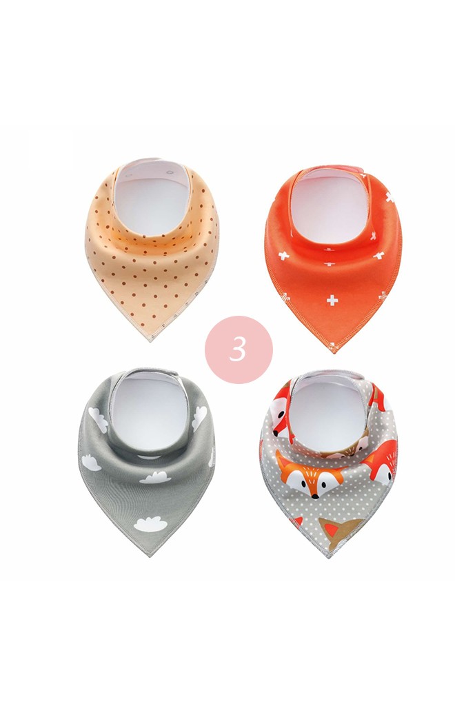 เซ็ตผ้ากันเปื้อนสามเหลี่ยม เซ็ต 4 ชิ้น